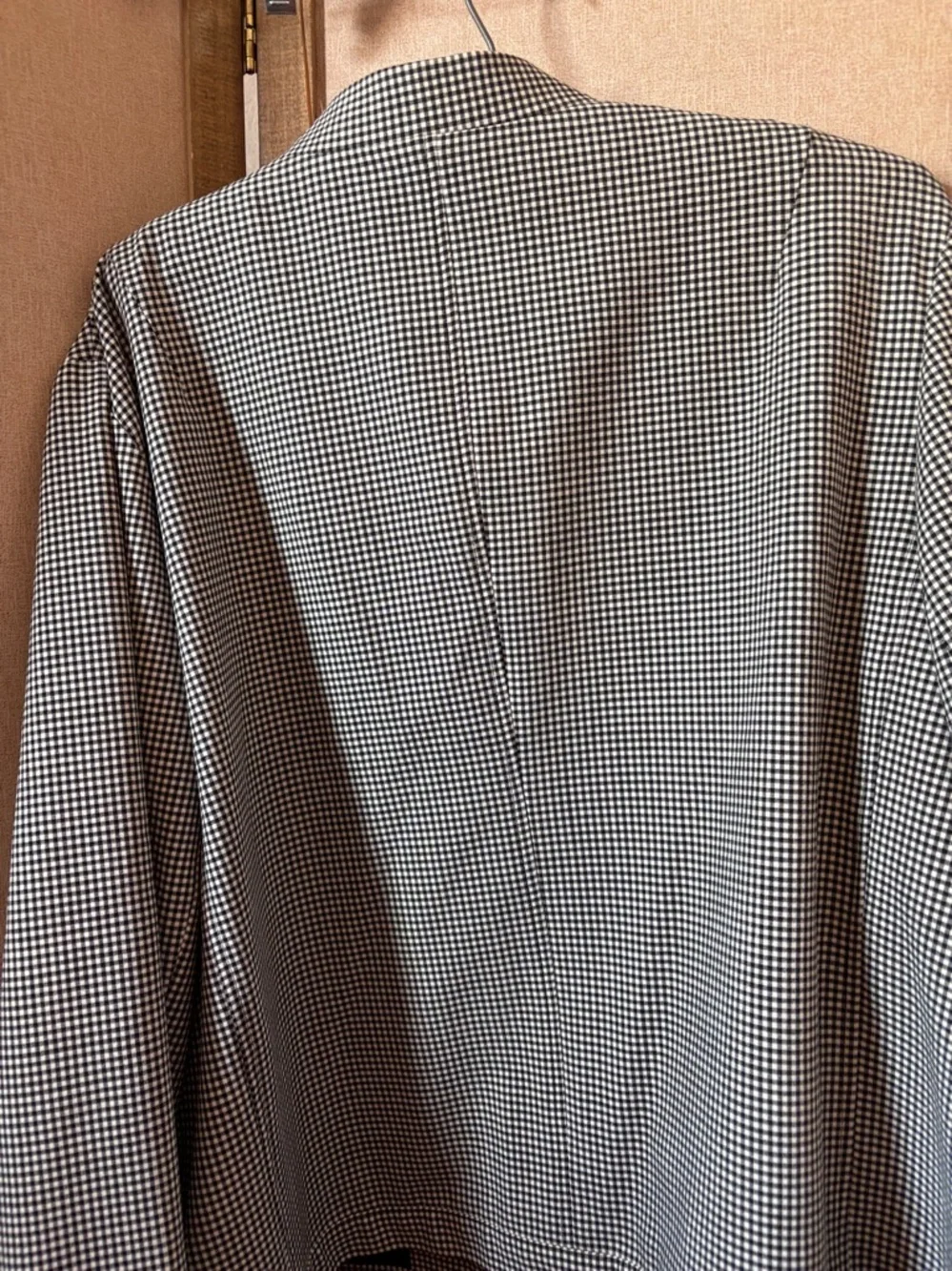 Talbots sleek collarless